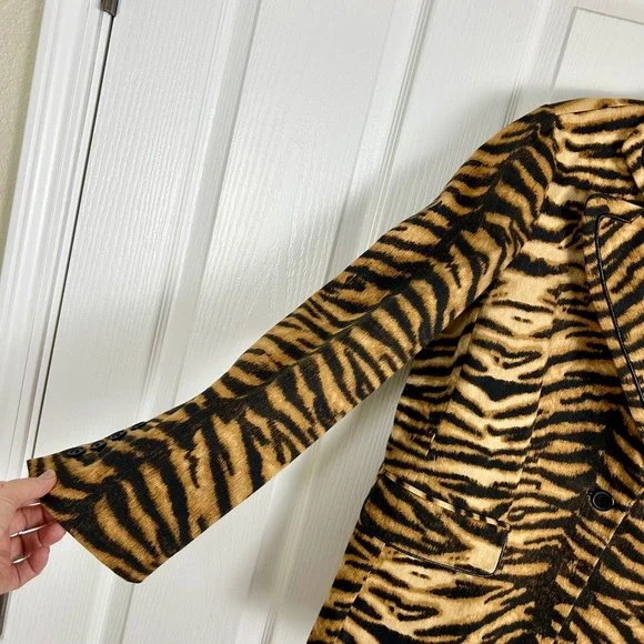 Chico's Tiger Print Blazer Jacket Size 3 Animal Print Cotton Blend Bold - Picture 5 of 10